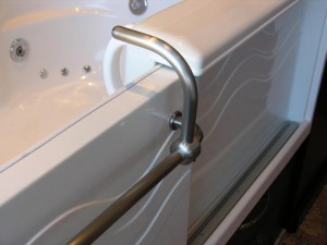 door handle extender on tub